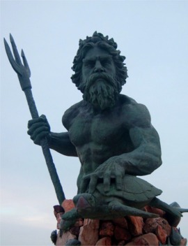 neptune statue