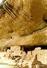 anasazi cliff dwelling