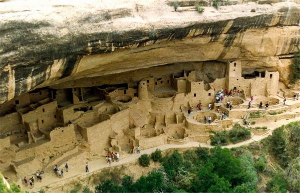 anasazi cliff dwelling