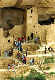 anasazi cliff dwelling